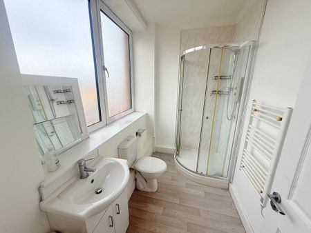 1 bedroom apartment to rent - Photo 4