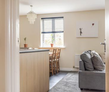 2 bedroom apartment to rent - Photo 2