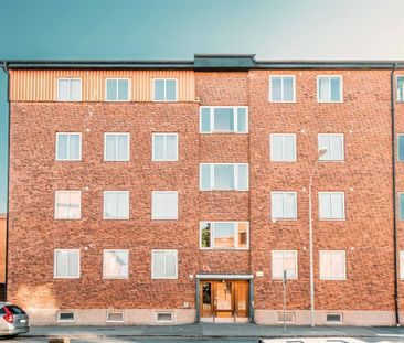 Viktoriagatan 4 - Photo 1