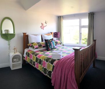 Welcome to Merivale Loft! - Photo 4