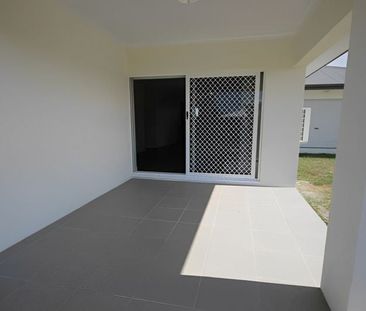 1 Corang Way, Kelso - Photo 2