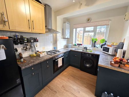 Avenue Road, London - Photo 4