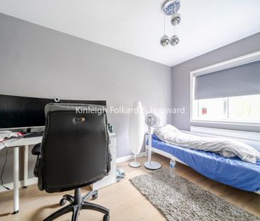 3 bedroom end of terrace house to rent - Photo 6