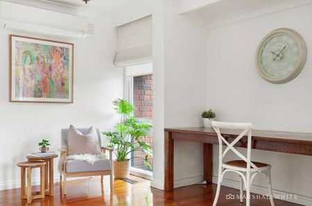 5 Bonito Street, Mount Eliza VIC 3930 - House For Rent | Domain - Photo 2