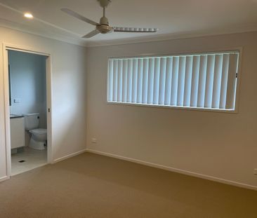 Brand New Family Home - Photo 2