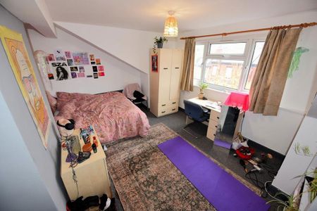 4 bedroom house to rent - Photo 3