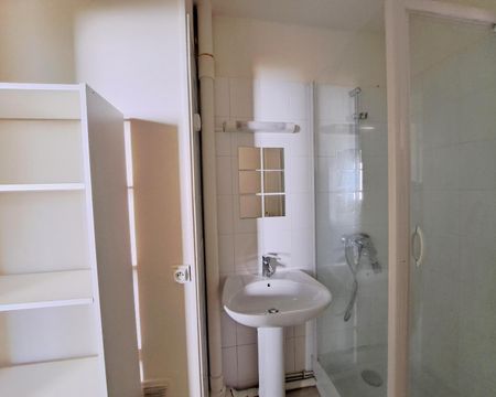 Location Appartement 3 pièces 57m² TOURS 37100 - Photo 4