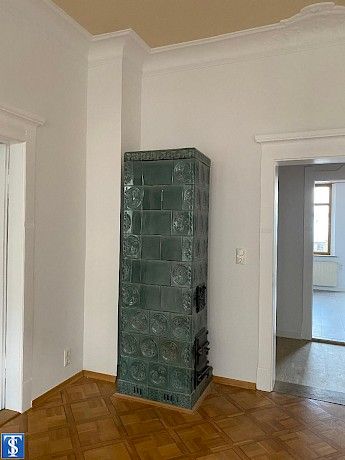 Stylischer Altbau - 4 Zimmer Wohnung mit Balkon und vielen kleinen Details - Photo 5