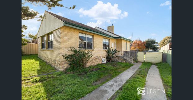 Close to Bendigo Hospital - Photo 1