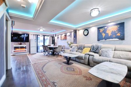 4 bedroom detached house to rent - Photo 2