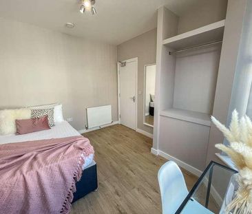 Ingrow Road, L6 - Photo 6