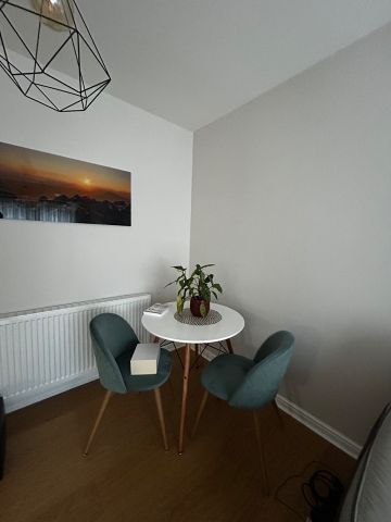 Room in a Shared Flat, Glasgow, G41 - Photo 3