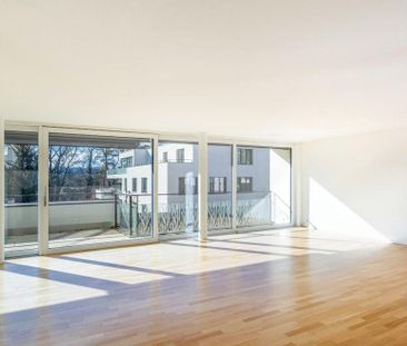 Moderne Wohnung mit Gratis Einstellplatz - befristet bis 31.03.2027 - Photo 1