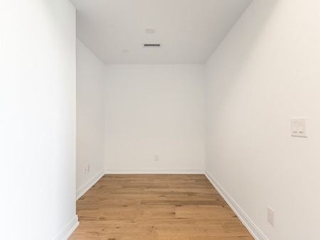 1100 Kingston Road condo — Toronto, ON (2-Bedroom) - 2 Bedroom - Photo 2