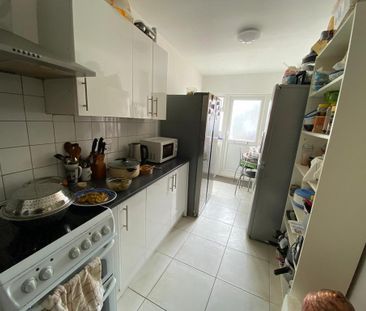 4 bedroom terraced house to rent - Photo 3