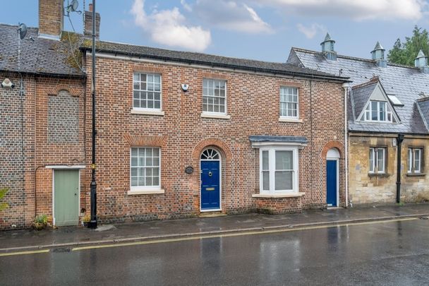 5 bedroom terraced house to rent - Photo 1