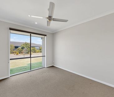 Discover your Dream home: Spacious 5-bedroom Haven - Photo 2