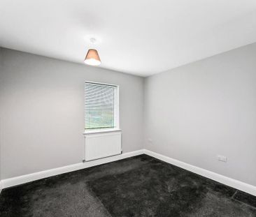 5 bedroom house to rent - Photo 2