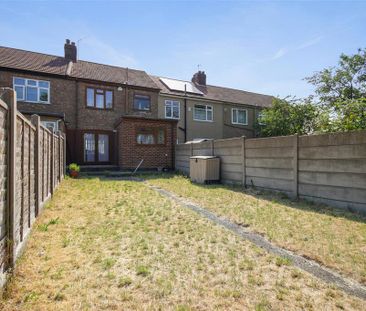 3 bedroom terraced house to rent - Photo 1