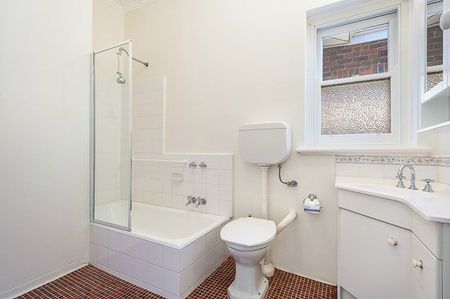 FULLY FURNISHED - PEACEFUL PRIVACY IN A PREMIER LIFESTYLE LOCATION - Photo 3