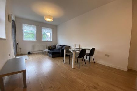 2 bedroom apartment to rent - Photo 2