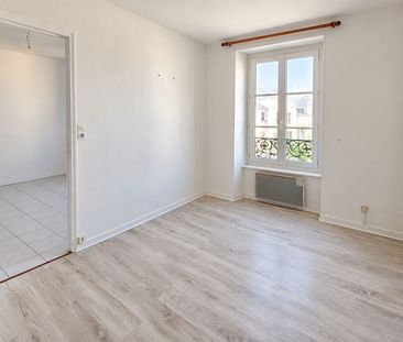 Location Appartement 2 pièces 35m² - Photo 2