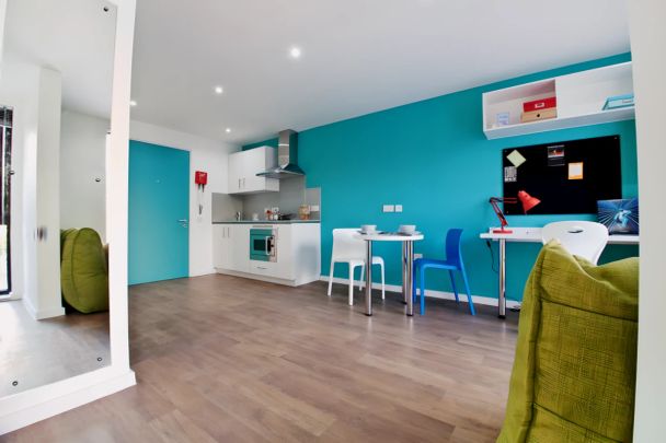 Superior Studio - Photo 1