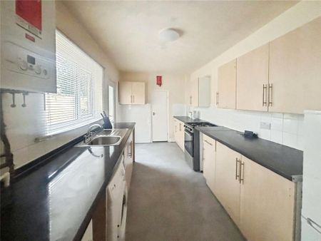 3 bedroom terraced house to rent - Photo 2