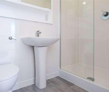 Queens Road, Reading, Berkshire, RG1 - Photo 6