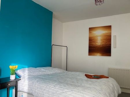 Room in a Shared House, Princes Street, BN2 - Photo 4