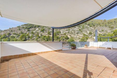 4 room luxury House for rent in Sitges, Catalonia - Photo 2