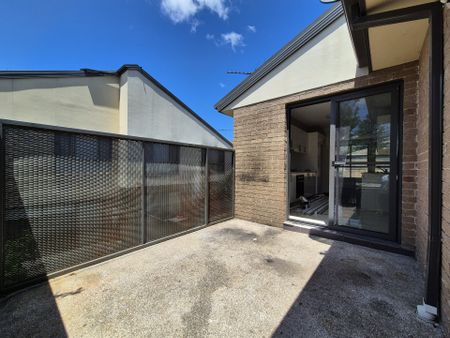 7/45-47 Dutton Street, Bankstown NSW 2200 - Townhouse For Rent | Domain - Photo 4