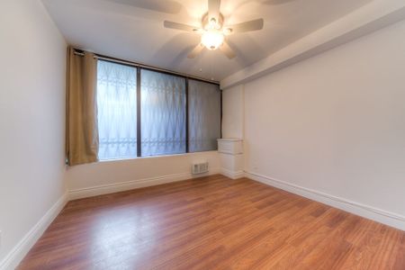 For Lease - 1391 Dundas Street, Toronto, Ontario - Photo 5