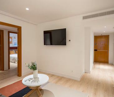 Calle del Doctor Fleming, Madrid, Community of Madrid 28036 - Photo 2
