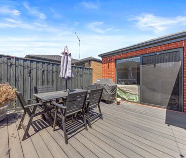 20 Hartney Avenue, Pakenham VIC 3810 - House For Rent | Domain - Photo 5