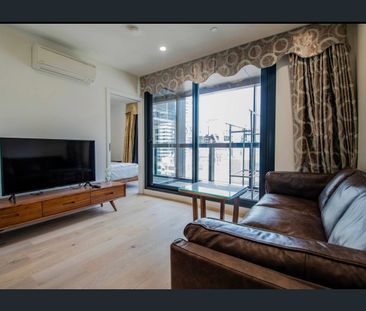 Union Tower - Furnished 1 Bed 1 Bath Apartment with Study ！ - Photo 2