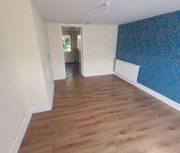 2 bedroom cottage to rent - Photo 1