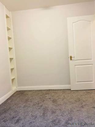 1 bedroom property to rent in Ashton Under Lyne - Photo 4