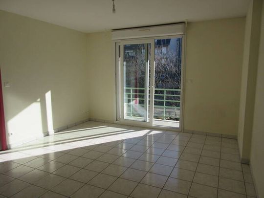 Location appartement t1 bis 2 pièces 38 m² à Rodez (12000) - Photo 1