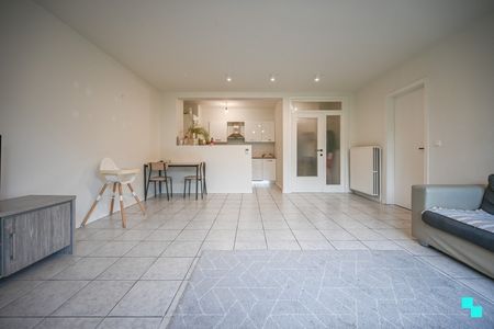 Appartement met twee slaapkamers in centrum Izegem - Photo 4