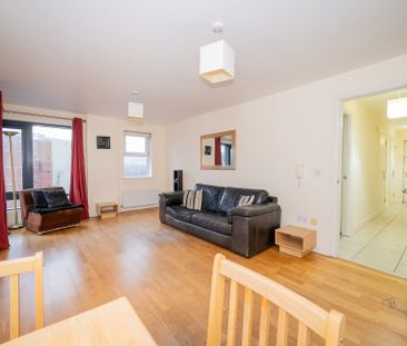 502 College Central, 4 College Avenue, Belfast, BT1 6BD - Photo 4