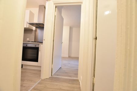 1 Bed Flat, Crescent Road, LU2 - Photo 4