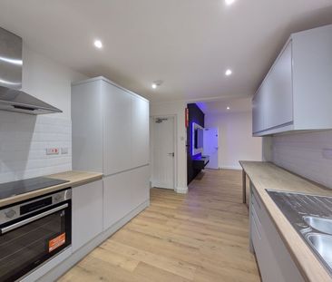 Harrington Drive, Nottingham - Photo 2