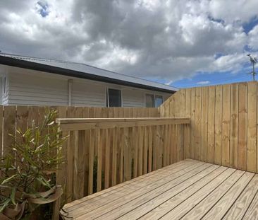 3 Bedrooms, Beach Haven - Photo 1