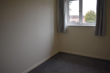 2 bedroom semi-detached house to rent - Photo 4