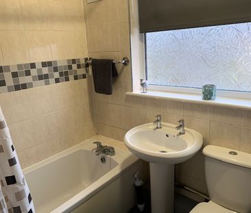 Room 1 – Fosse Road South, LE3 1BT - Photo 6