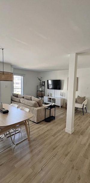 Grand 4 ½ – Disponible Pour Le 1er Août - Photo 1