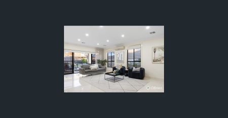 Stylish Family Retreat in a Sought-After Lynbrook Location - Photo 3