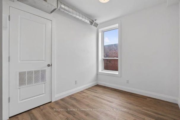 433 Barton Street E #202 - Photo 1
