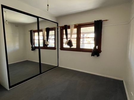 13 GEORGE STREET - Photo 4